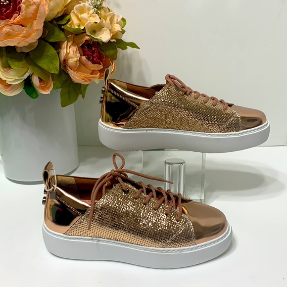 Rose gold sneakers low top EU37 or US7 - Picture 2 of 15